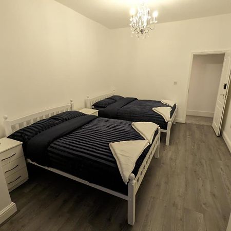 Rayan'S Lodge Stratford London Eksteriør billede