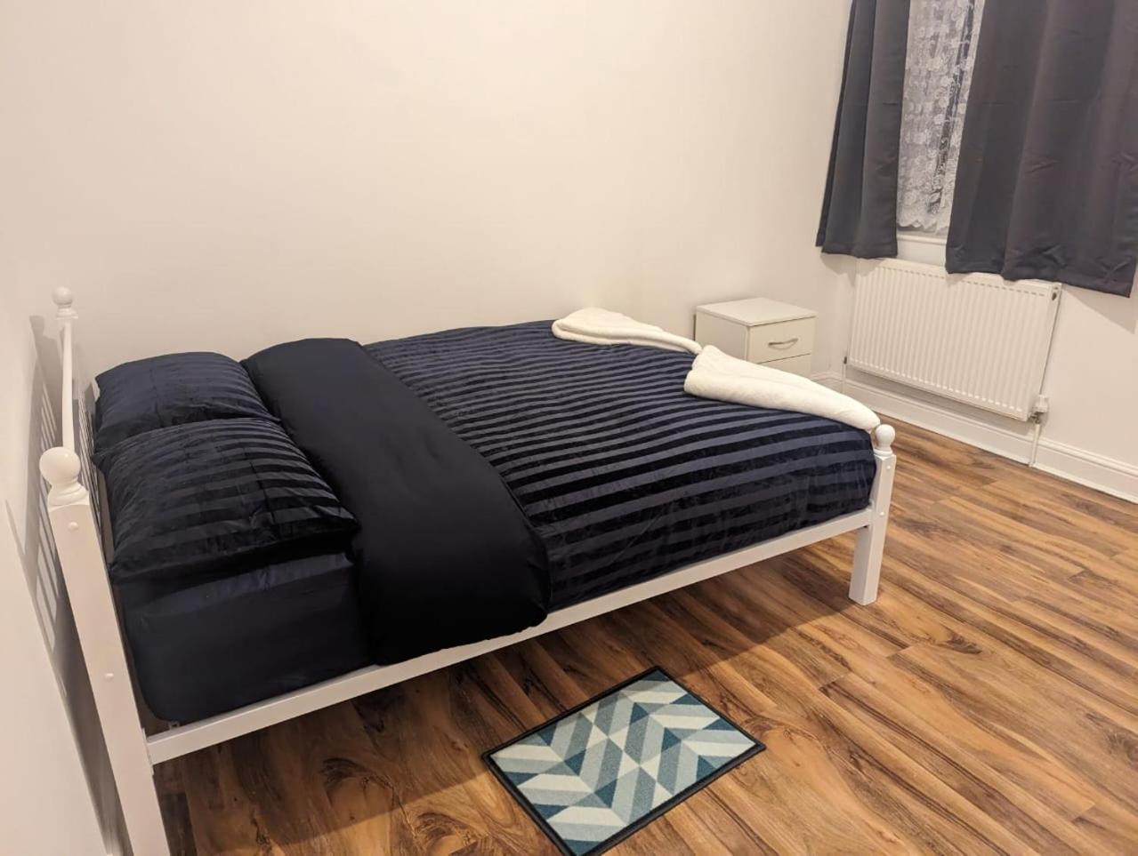 Rayan'S Lodge Stratford London Eksteriør billede