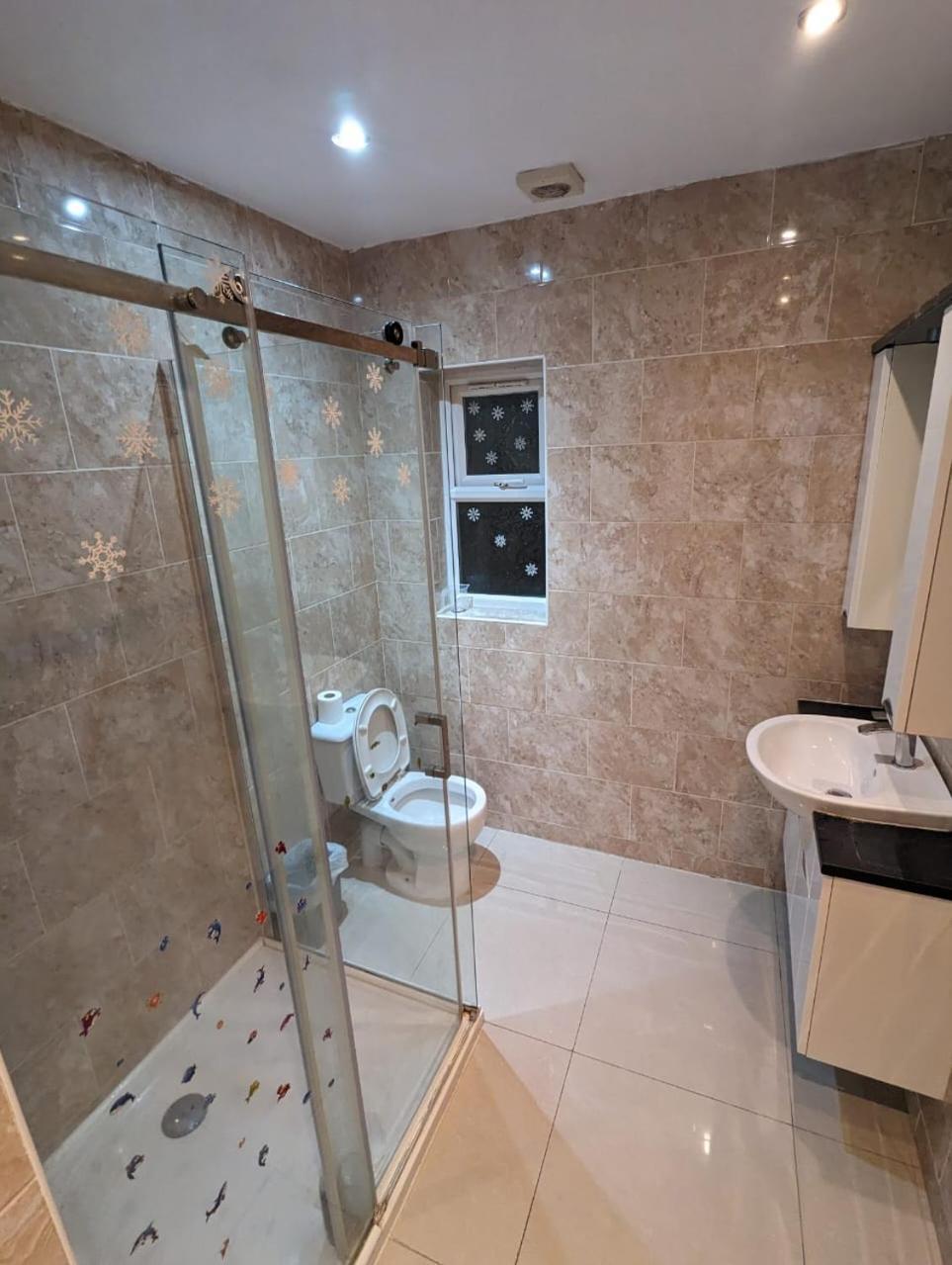 Rayan'S Lodge Stratford London Eksteriør billede