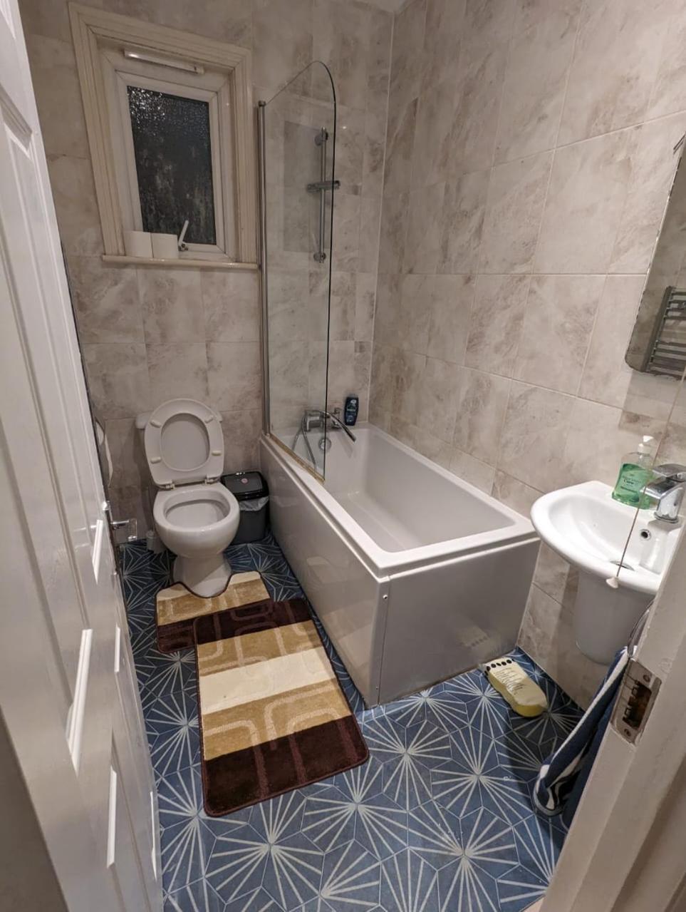 Rayan'S Lodge Stratford London Eksteriør billede