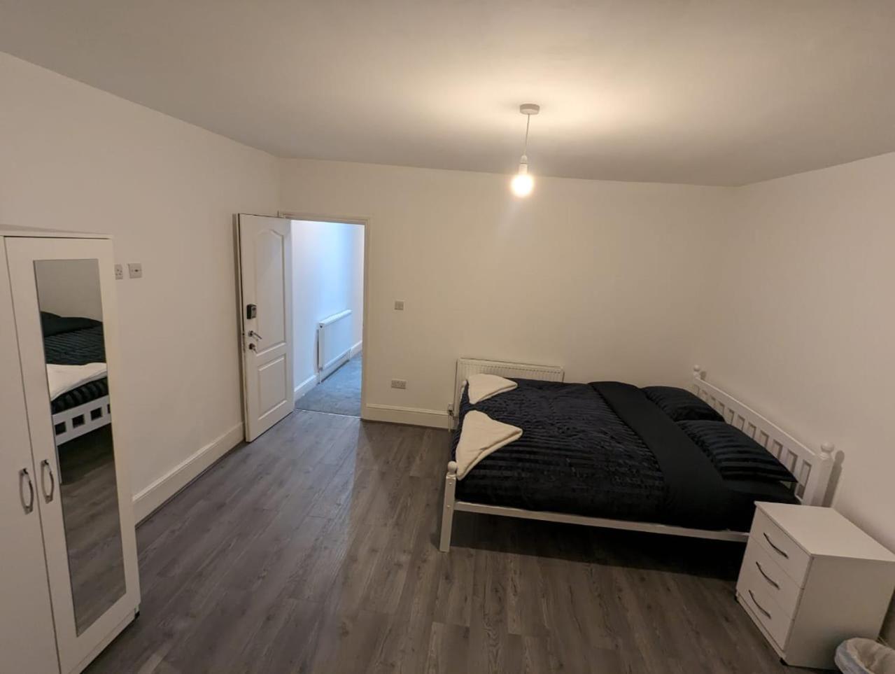 Rayan'S Lodge Stratford London Eksteriør billede