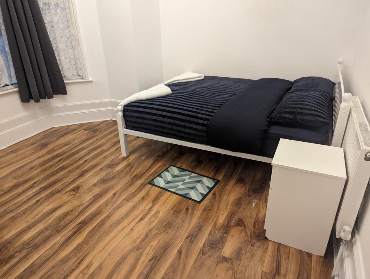 Rayan'S Lodge Stratford London Eksteriør billede