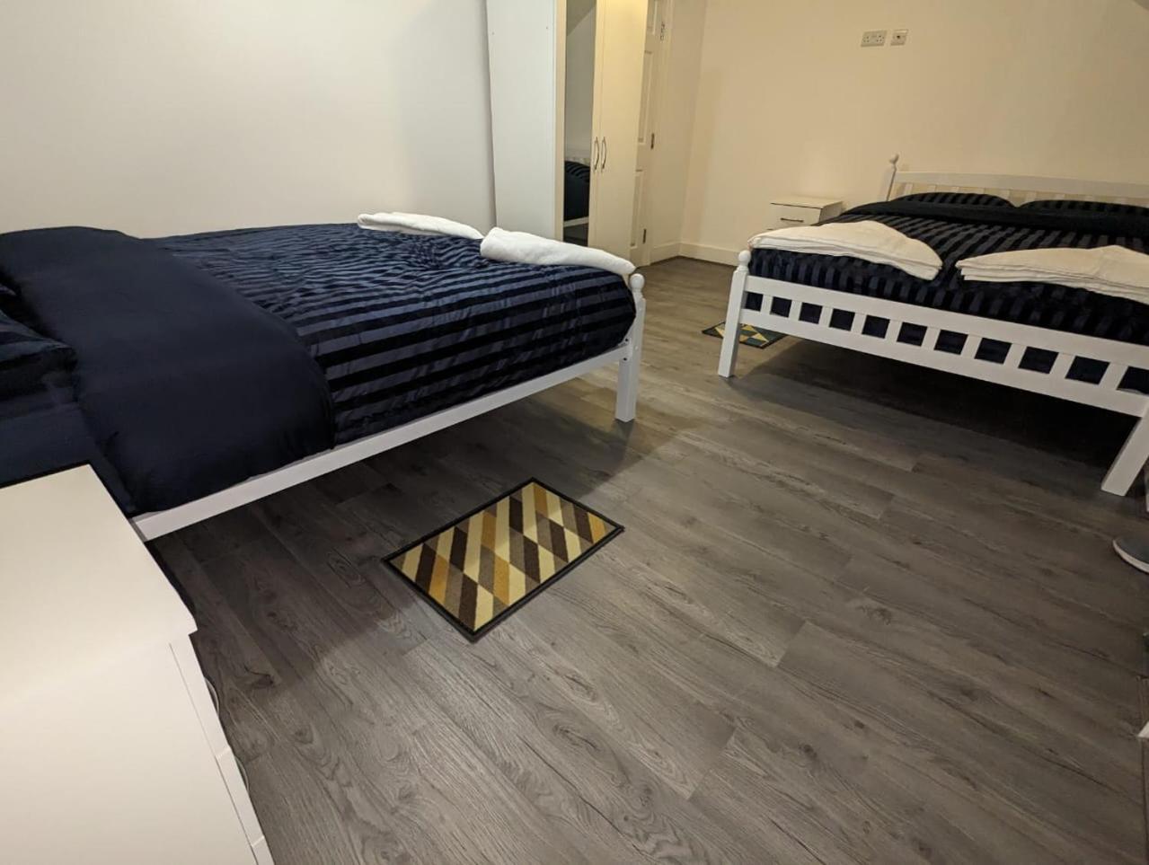 Rayan'S Lodge Stratford London Eksteriør billede